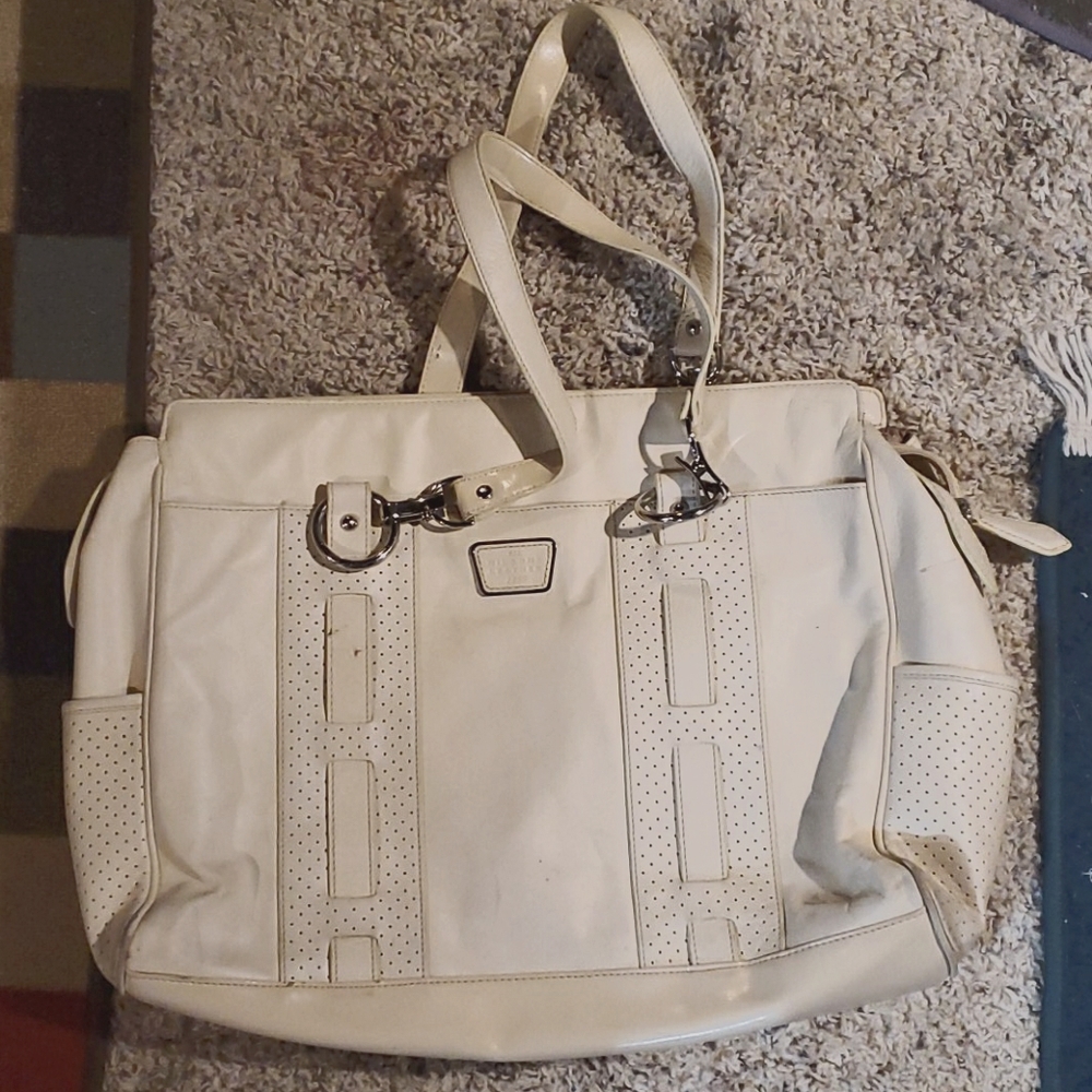 Wilson's Leather Purse